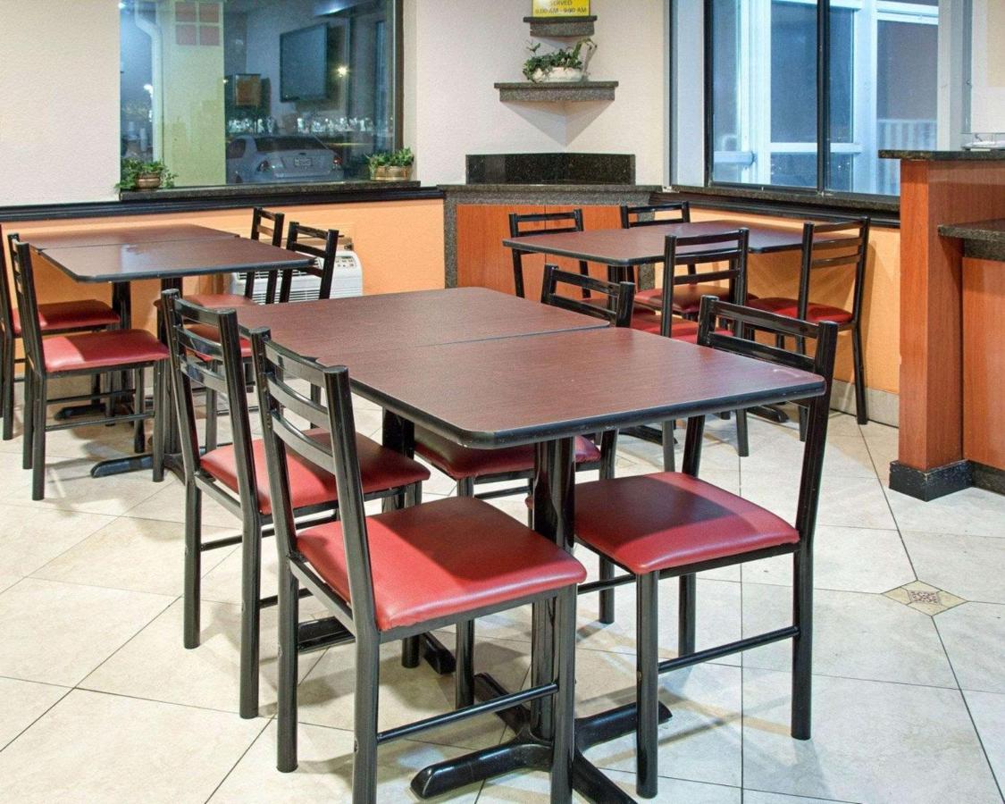 Rodeway Inn Florence - Cincinnati South Экстерьер фото